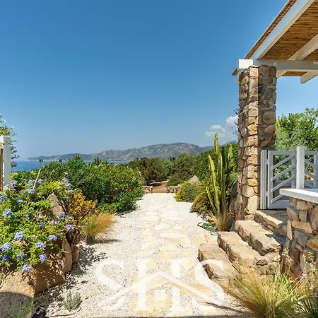 Villa Luisella Perfect Sea View 2 Min Walk Villasimius